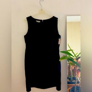 Women's "Dressbarn"  Sleeveless Dress; Size 22W, color black.